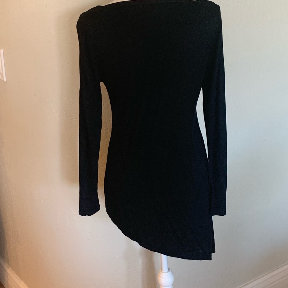 tunic - Picture 3 of 4